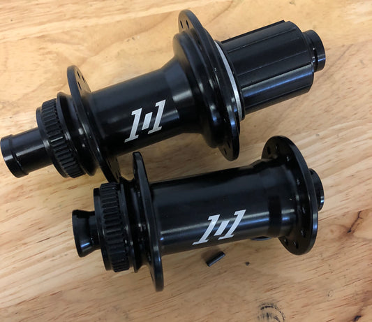 Hub Review - Industry Nine 1-1